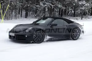 Porsche 911 Cabrio 2023 - Foto Spia 09-02-2022