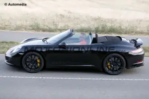 Porsche 911 Cabrio MY 2016 - Foto spia 10-08-2015 - 3