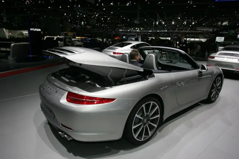 Porsche 911 Cabrio S - Salone di Ginevra 2012 - 12