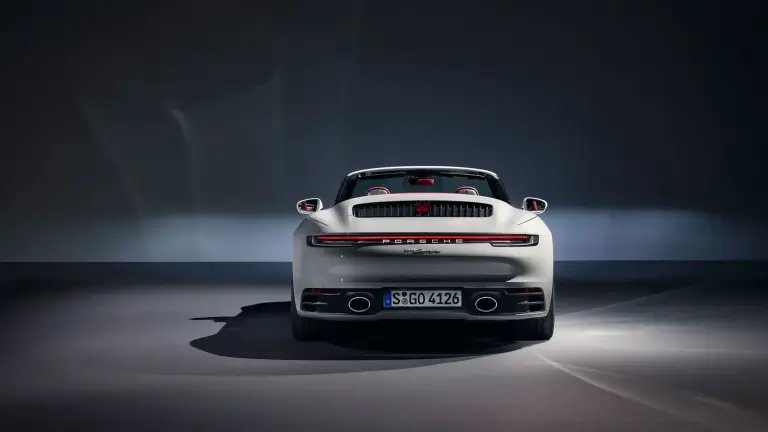 Porsche 911 Carrera 2020 - 4