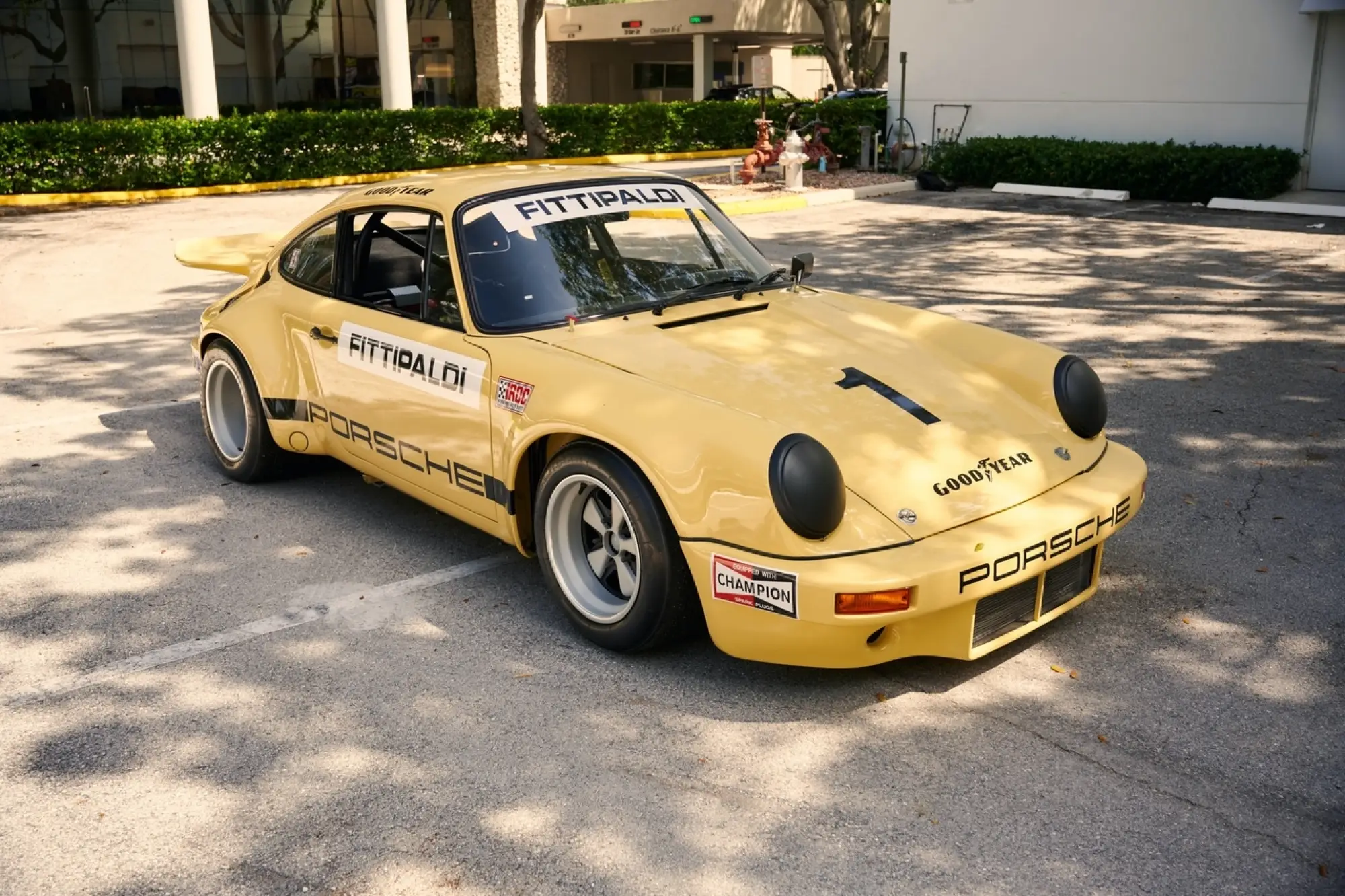 Porsche 911 Carrera 3.0 RSR Pablo Escobar - 17