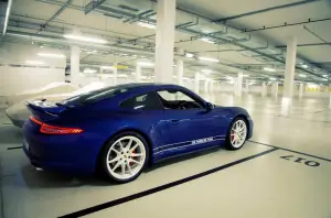 Porsche 911 Carrera 4S - Versione speciale 5 milioni di fan su Facebook