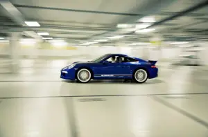 Porsche 911 Carrera 4S - Versione speciale 5 milioni di fan su Facebook