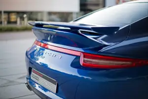 Porsche 911 Carrera 4S - Versione speciale 5 milioni di fan su Facebook - 13