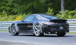 Porsche 911 Carrera GTS 2015 - foto spia