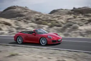 Porsche 911 Carrera MY 2016