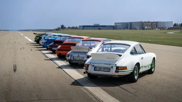 Porsche 911 Carrera RS 2.7 50 anni - Foto - 43