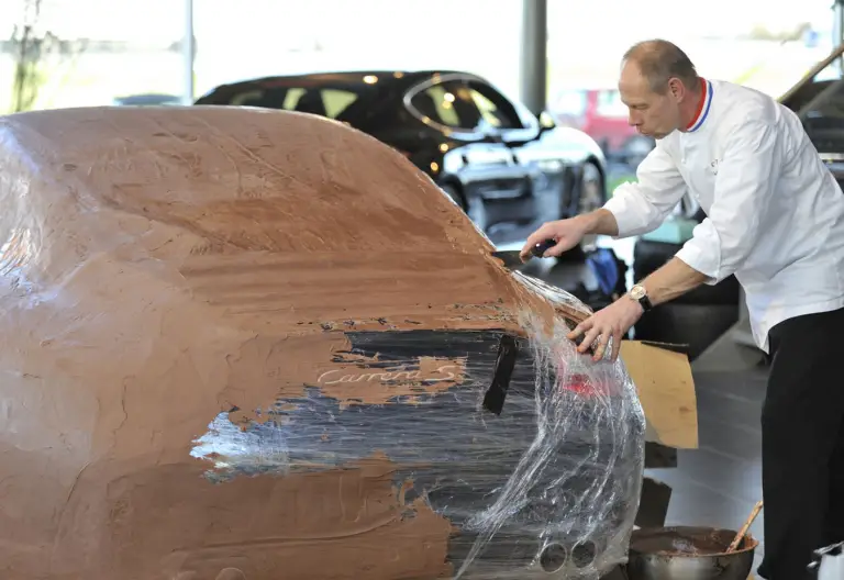 Porsche 911 Carrera S di cioccolato - 5