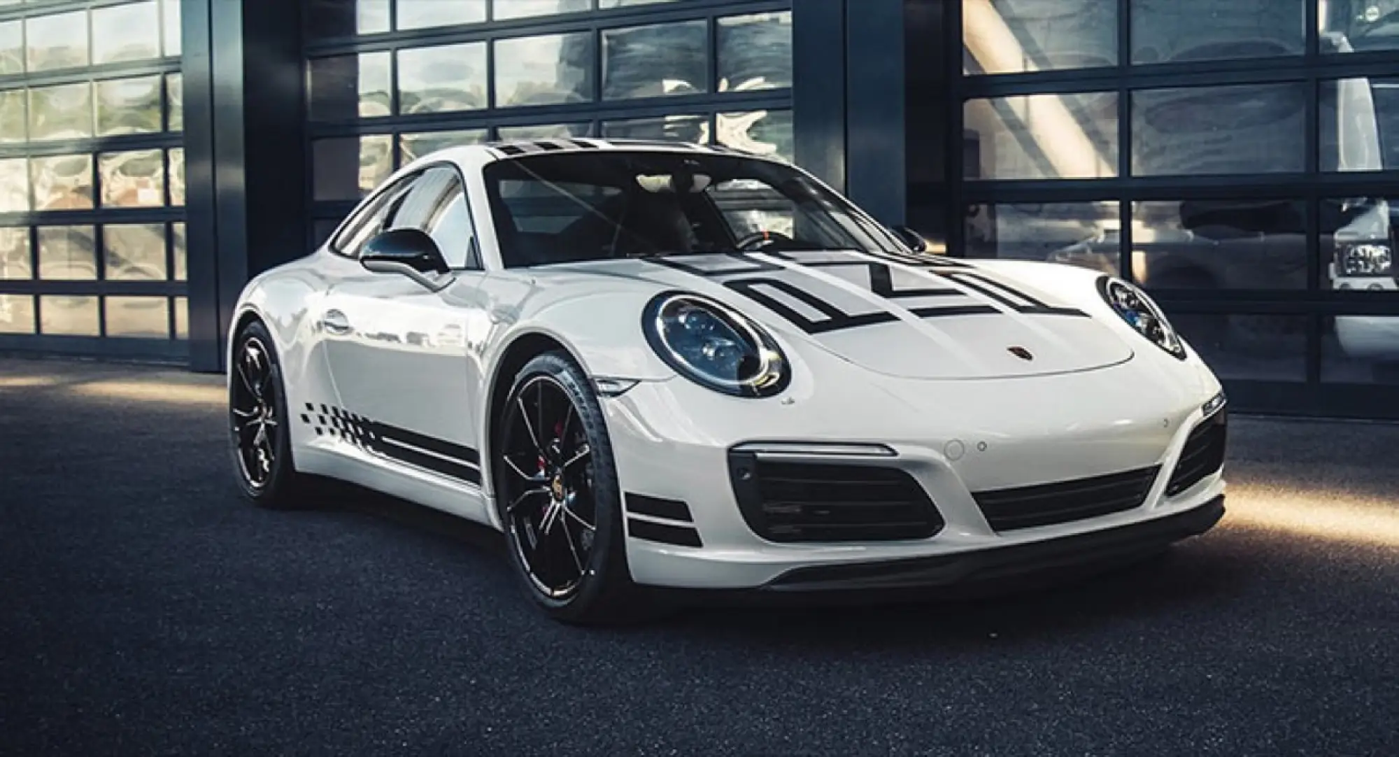 Porsche 911 Carrera S Endurance Racing Edition  - 11