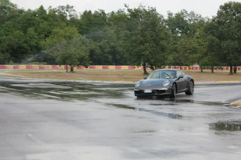 Porsche 911 Carrera S - Prova su strada e su pista Pirelli - 52