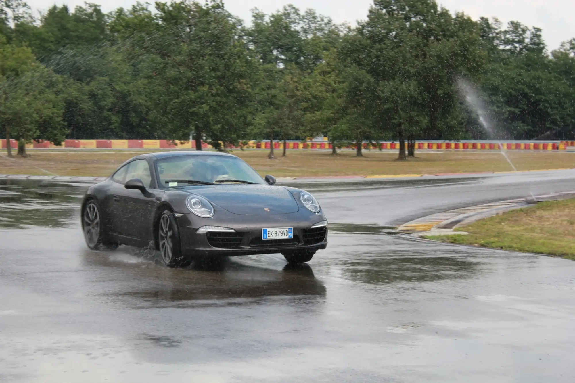 Porsche 911 Carrera S - Prova su strada e su pista Pirelli - 55