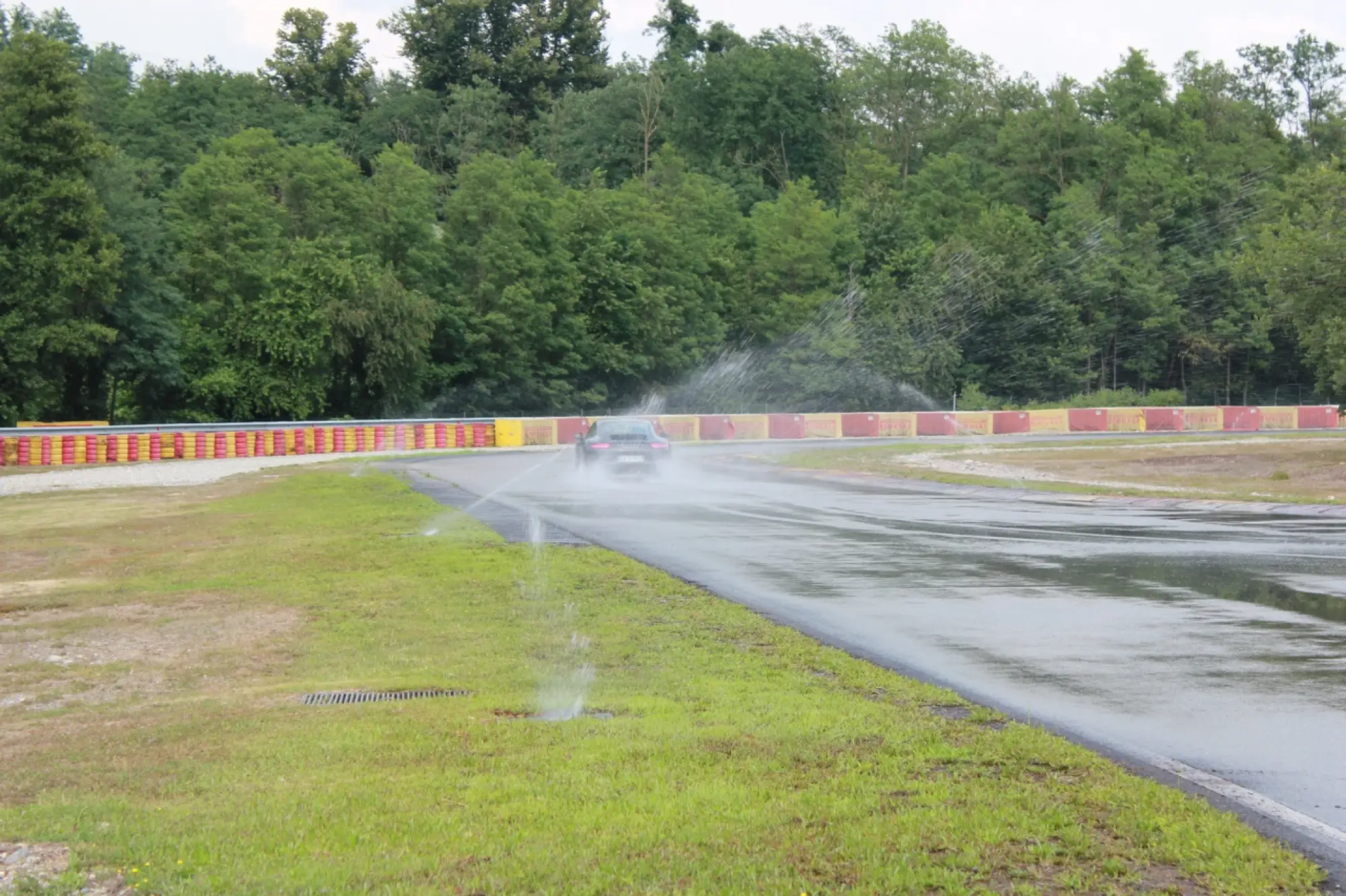 Porsche 911 Carrera S - Prova su strada e su pista Pirelli - 58