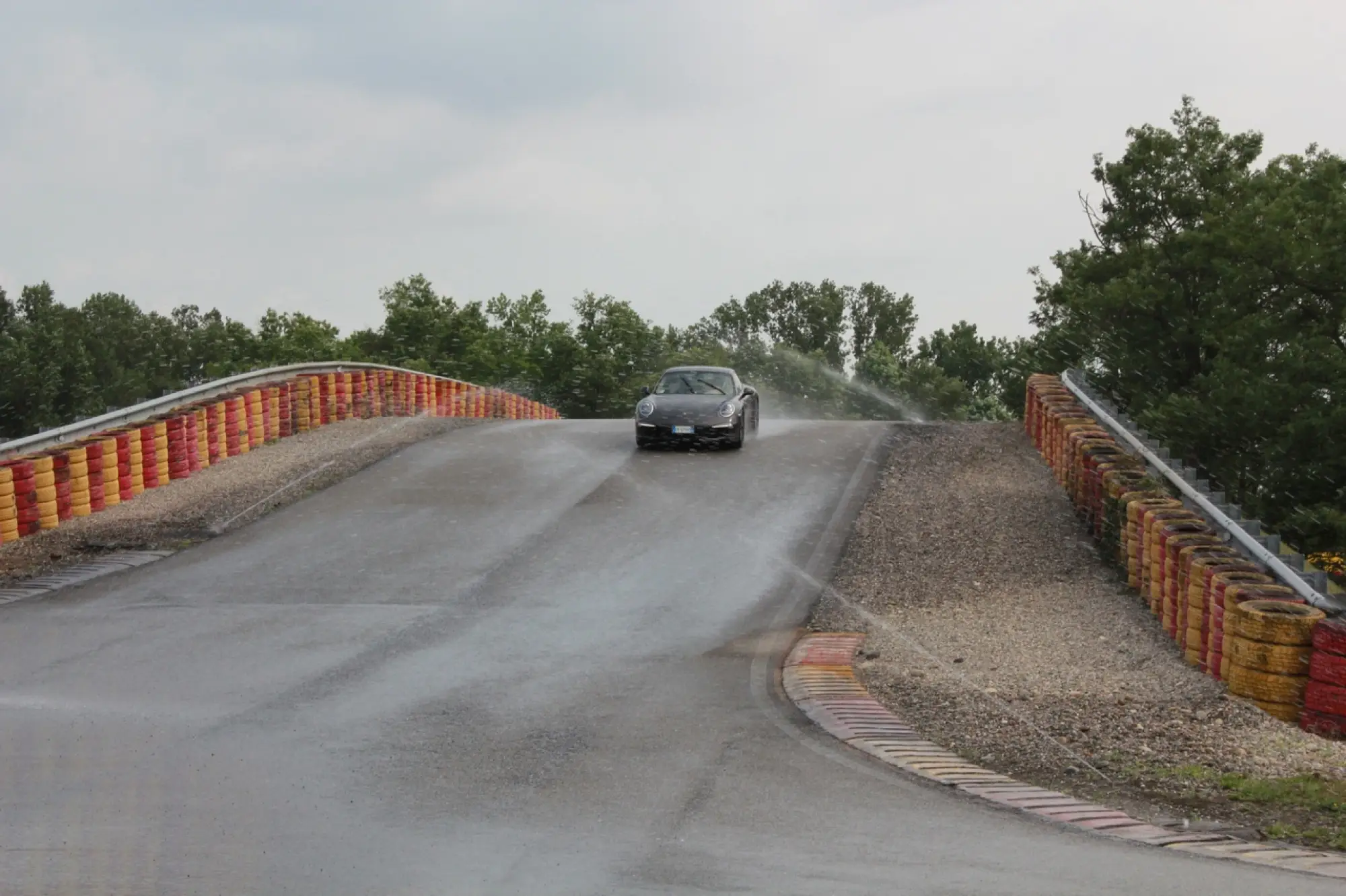 Porsche 911 Carrera S - Prova su strada e su pista Pirelli - 60