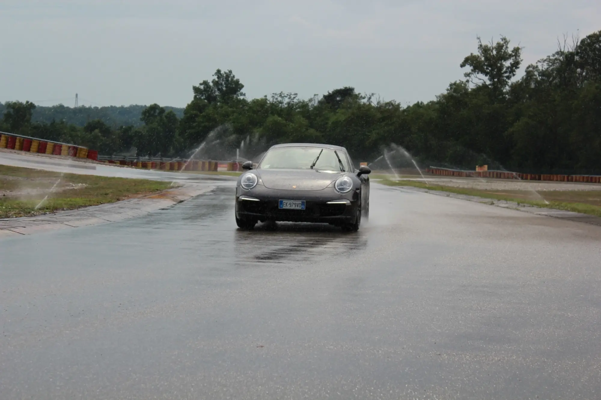 Porsche 911 Carrera S - Prova su strada e su pista Pirelli - 76