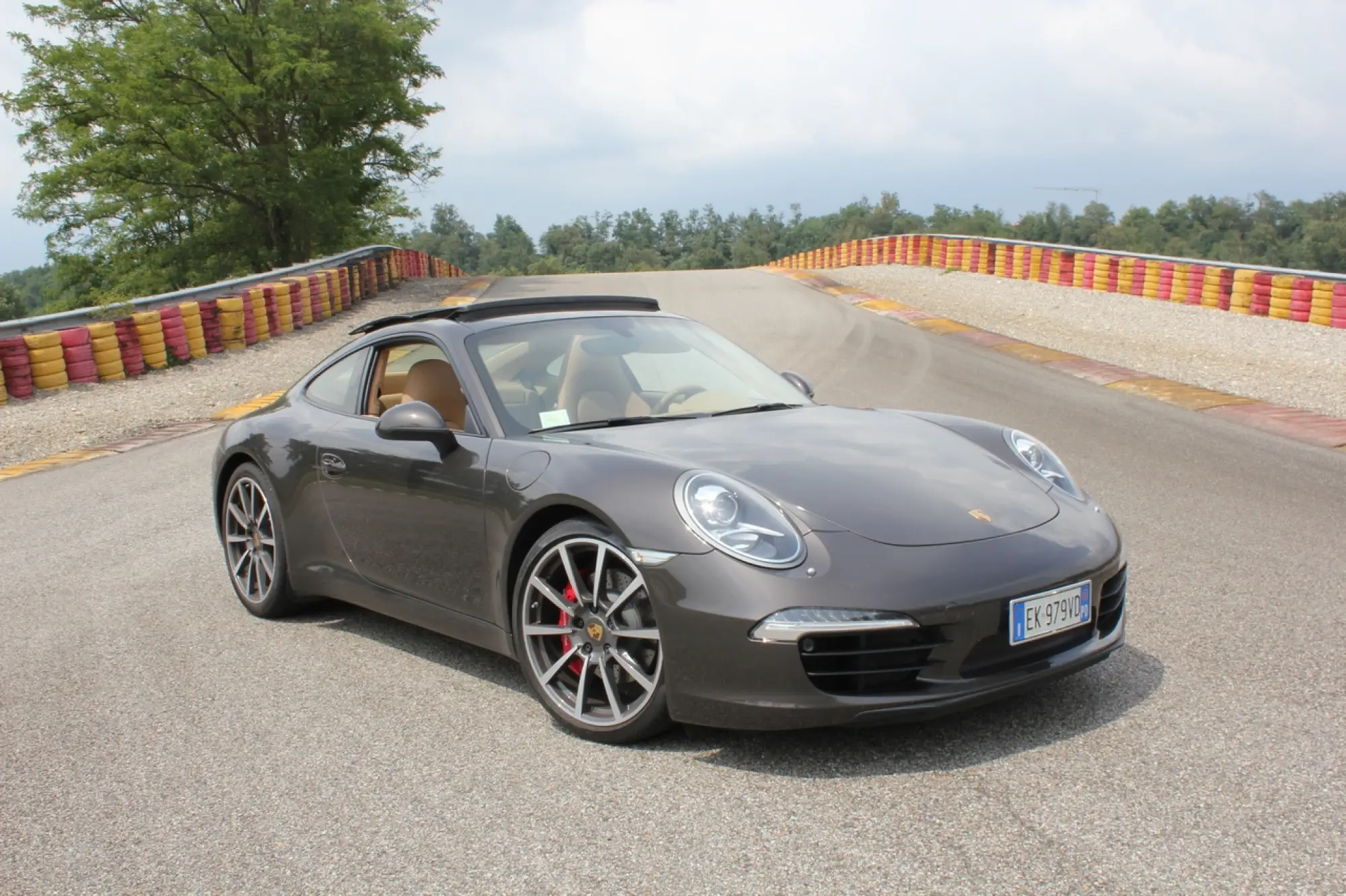 Porsche 911 Carrera S - Prova su strada e su pista Pirelli - 4
