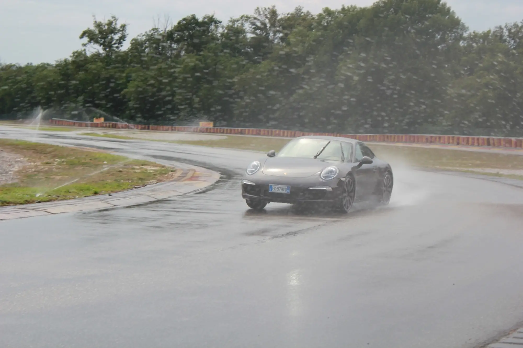 Porsche 911 Carrera S - Prova su strada e su pista Pirelli - 82