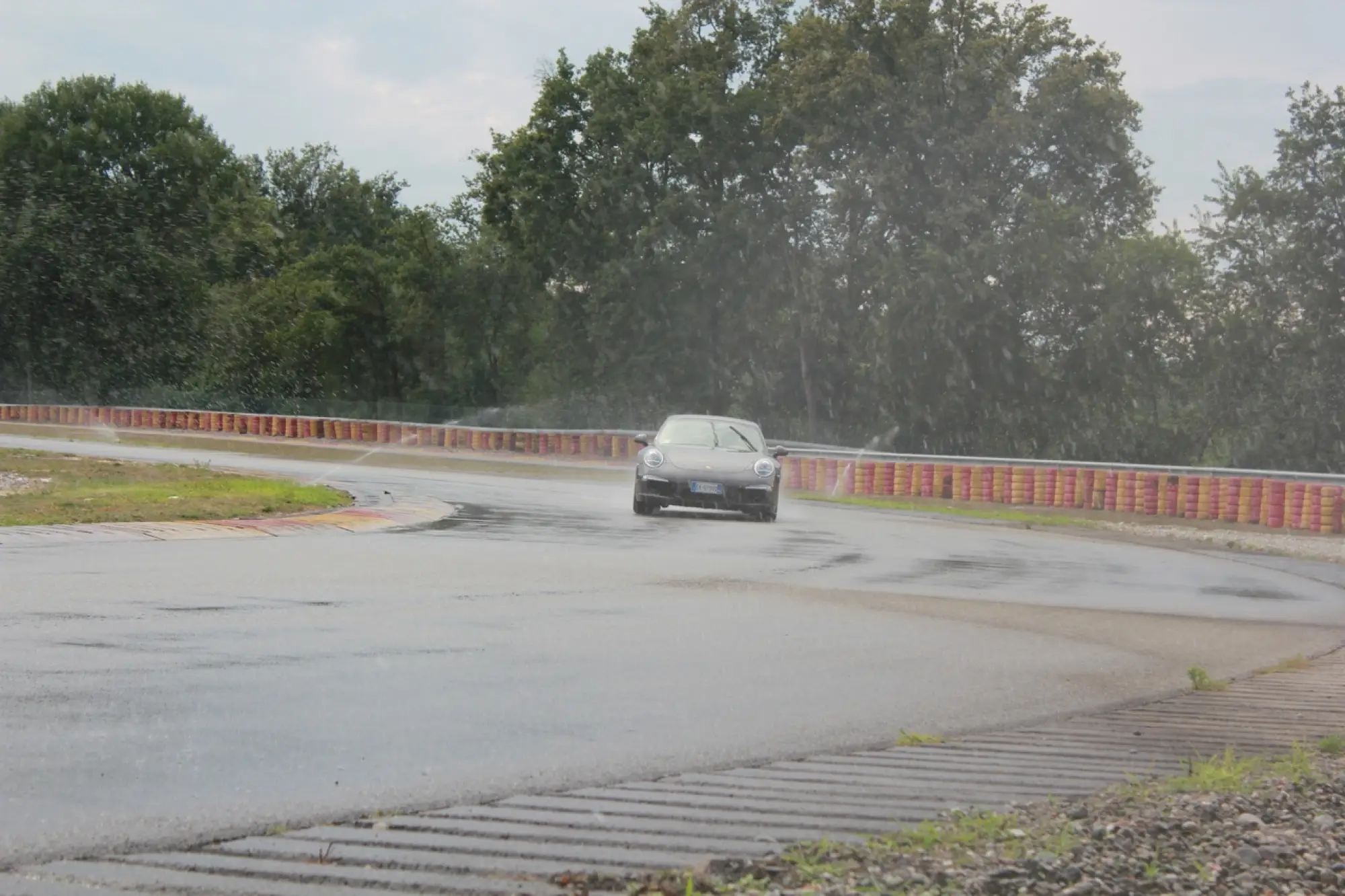 Porsche 911 Carrera S - Prova su strada e su pista Pirelli - 84