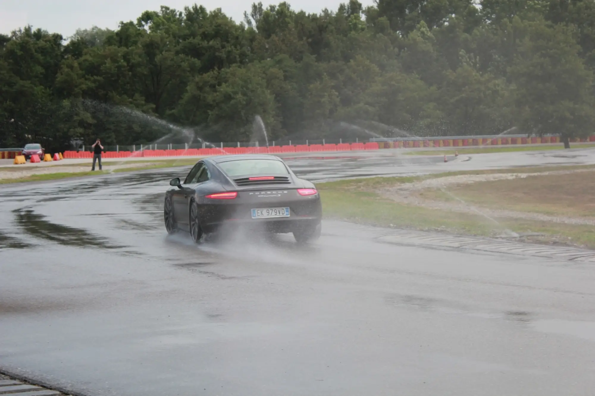 Porsche 911 Carrera S - Prova su strada e su pista Pirelli - 86