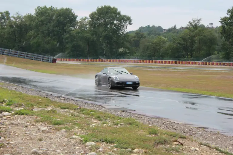 Porsche 911 Carrera S - Prova su strada e su pista Pirelli - 104