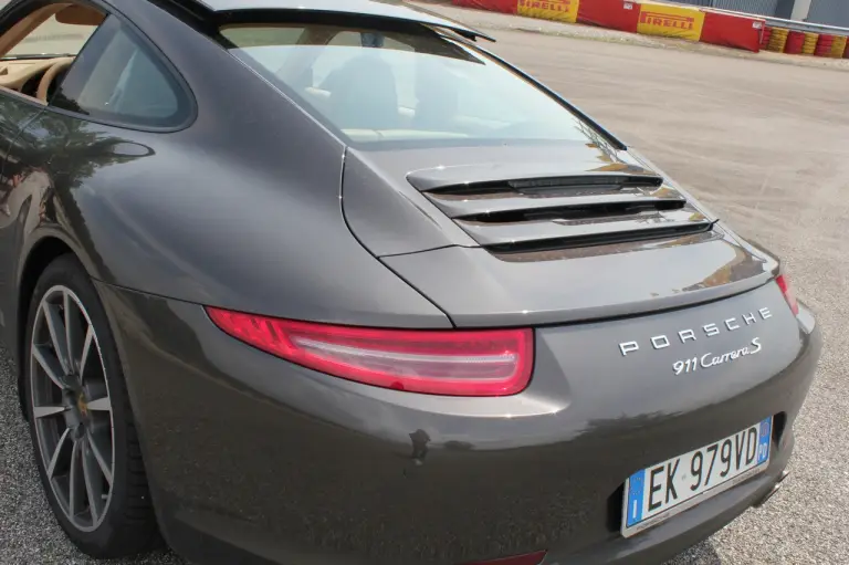 Porsche 911 Carrera S - Prova su strada e su pista Pirelli - 8