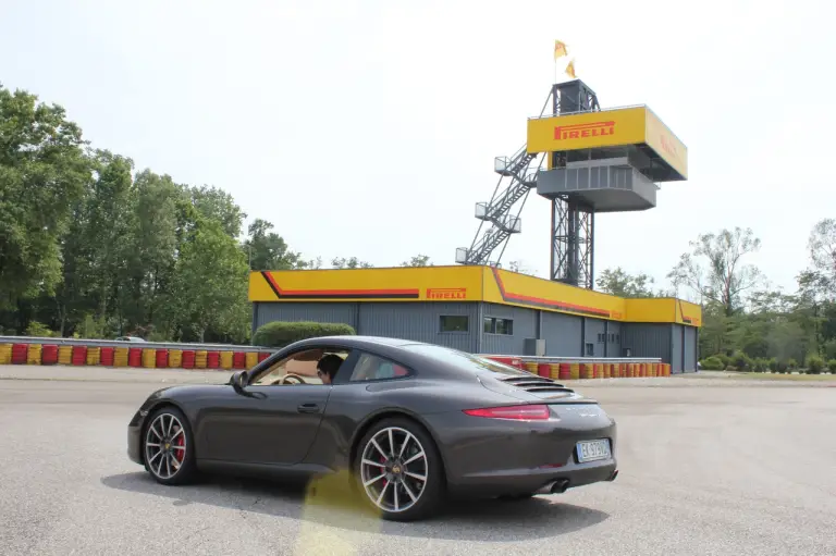 Porsche 911 Carrera S - Prova su strada e su pista Pirelli - 13