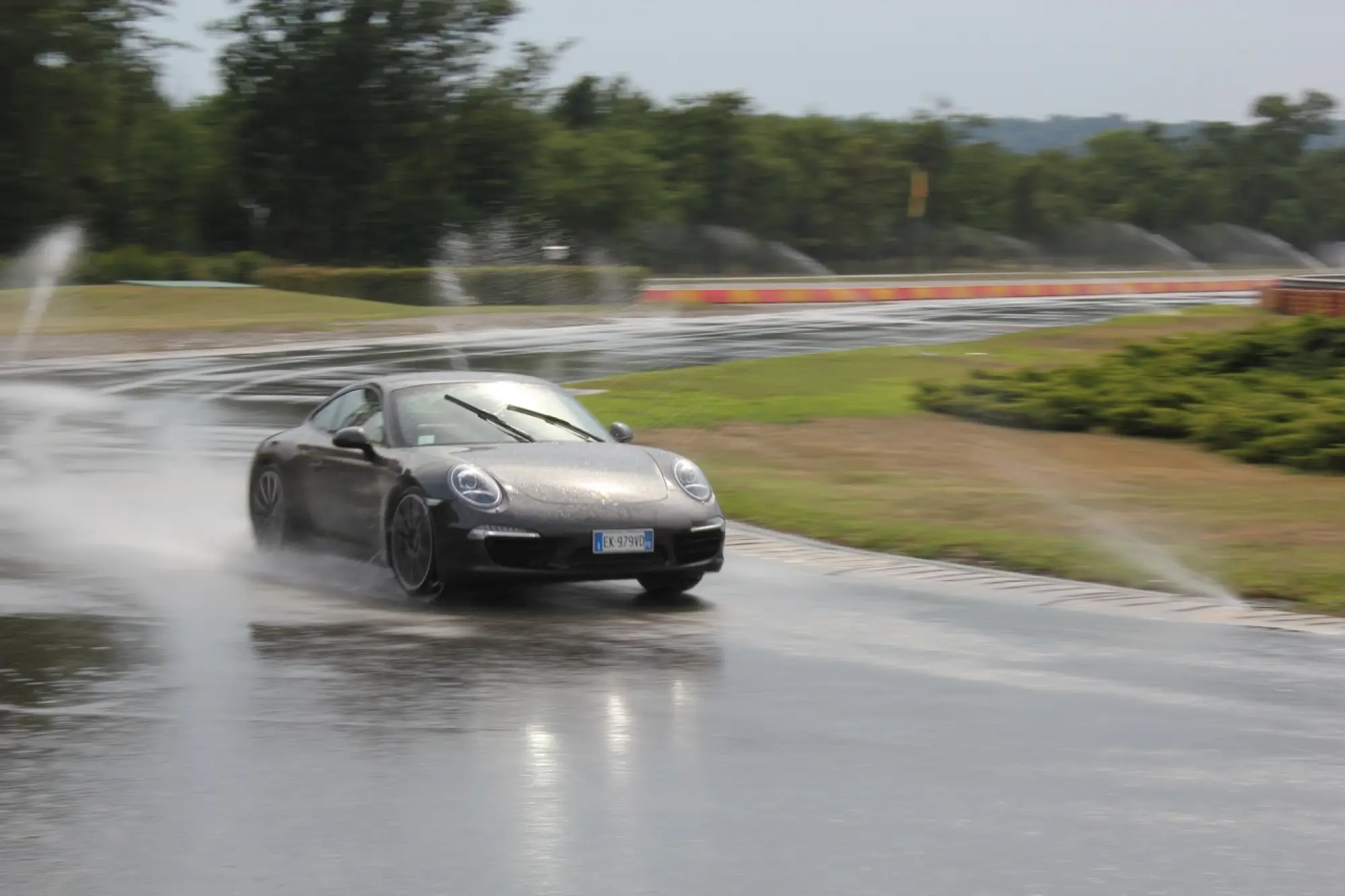 Porsche 911 Carrera S - Prova su strada e su pista Pirelli - 128