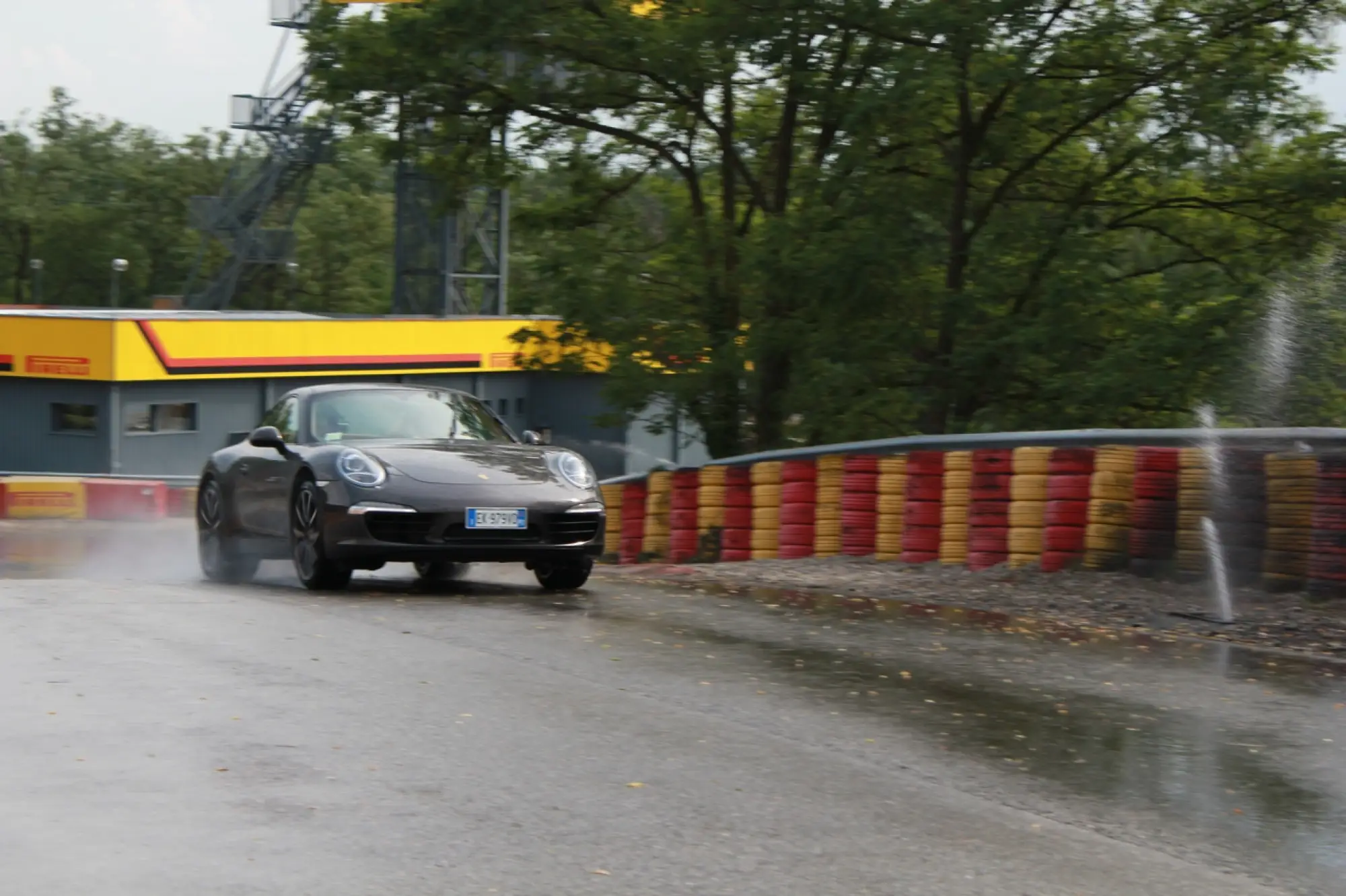 Porsche 911 Carrera S - Prova su strada e su pista Pirelli - 144
