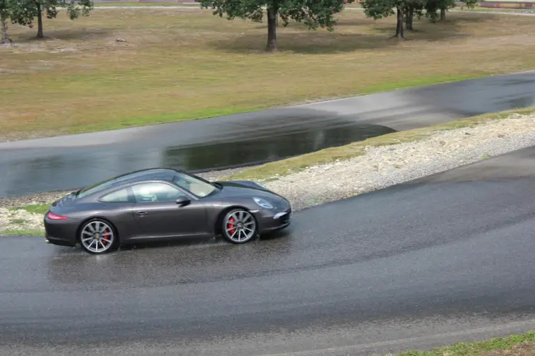 Porsche 911 Carrera S - Prova su strada e su pista Pirelli - 149