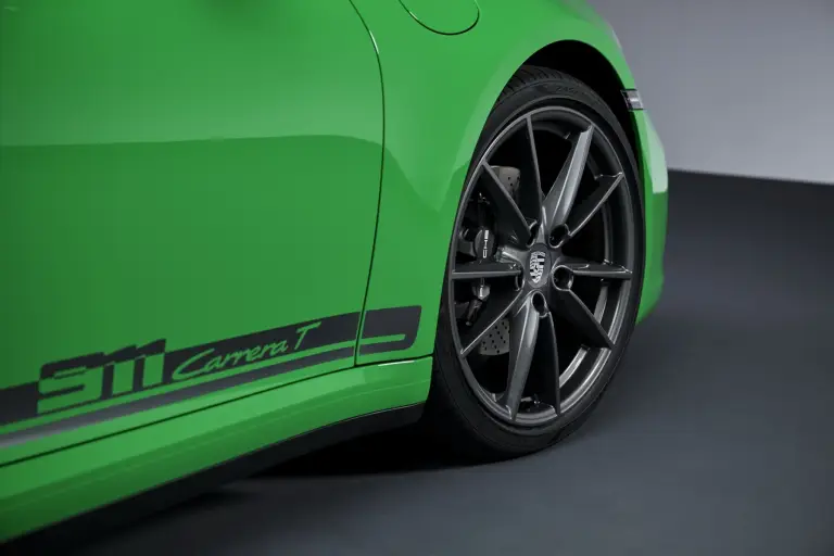 Porsche 911 Carrera T 2023 - 8