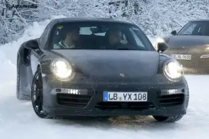 Porsche 911 e 911 Turbo 2015 - Foto spia 24-01-2014 - 9