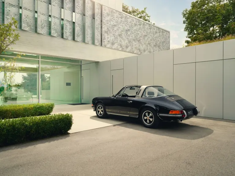 Porsche 911 Edition 50 Years Porsche Design - Foto - 3