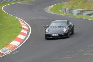 Porsche 911 foto spia 22 giugno 2018