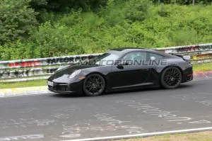 Porsche 911 foto spia 22 giugno 2018