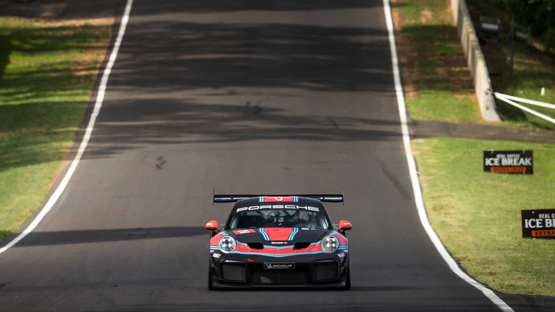 Porsche 911 GT2 RS Clubsport - Mark Webber