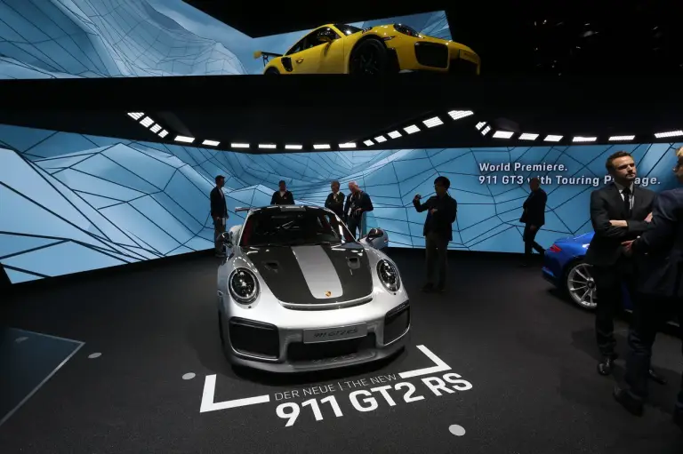 Porsche 911 GT2 RS - Salone di Francoforte 2017 - 2