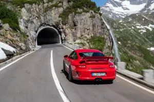 Porsche 911 GT3 - 20 anni - 1