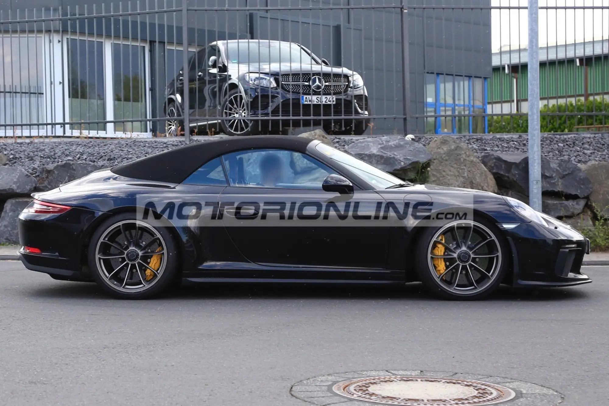Porsche 911 GT3 cabrio - Foto spia 19-7-2018 - 5
