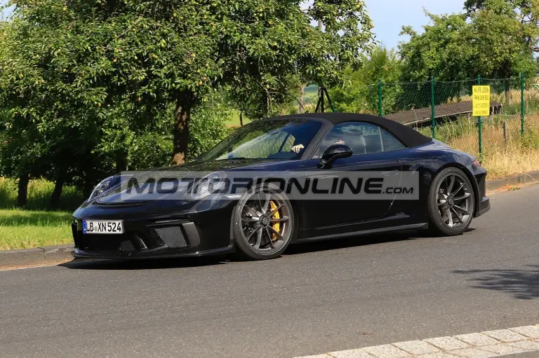 Porsche 911 GT3 cabrio - Foto spia 19-7-2018 - 11