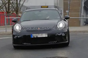 Porsche 911 GT3 facelift - Foto spia 18-02-2016