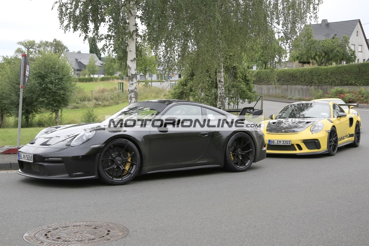 Porsche 911 GT3 - Foto spia 15-9-2020