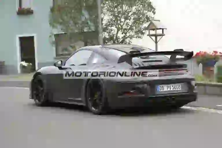 Porsche 911 GT3 - Foto spia 15-9-2020 - 10