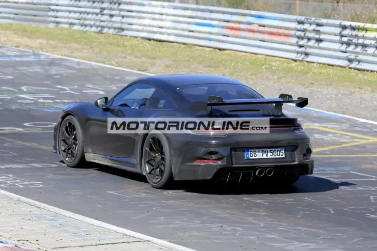 Porsche 911 GT3 - Foto spia 20-4-2020 - 10