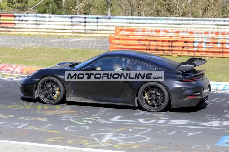 Porsche 911 GT3 - Foto spia 20-4-2020 - 8