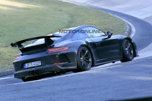 Porsche 911 GT3 MY 2017 - Foto spia 14-11-2016 - 11