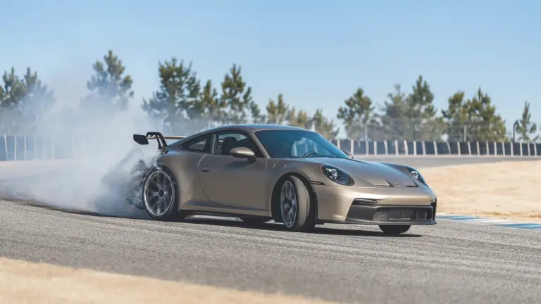 Porsche 911 GT3 Point to Sample - Foto - 23