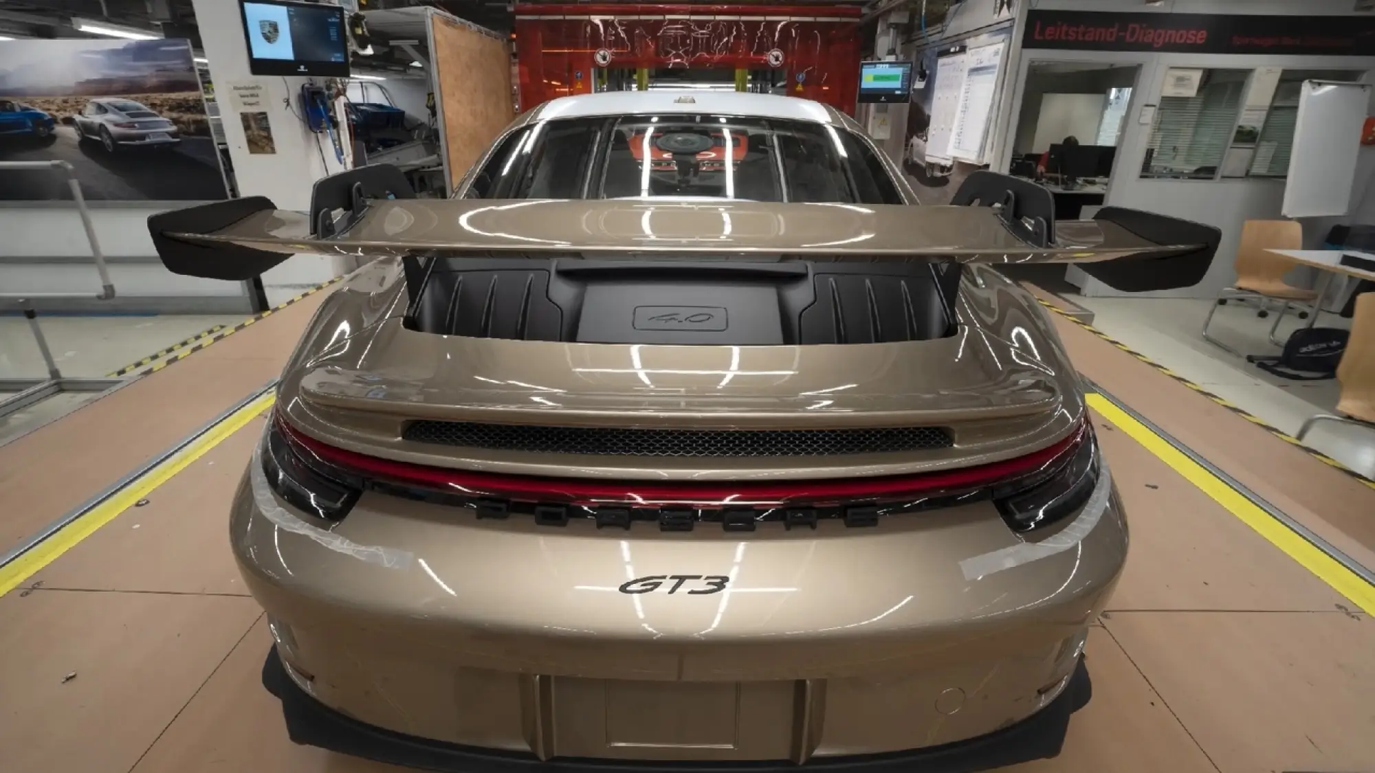 Porsche 911 GT3 Point to Sample - Foto - 17