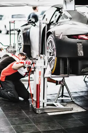 Porsche 911 GT3 R - 2