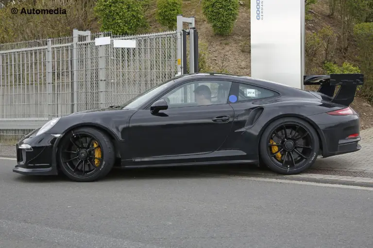 Porsche 911 GT3 RS 2015 - Foto spia 17-04-2014 - 5