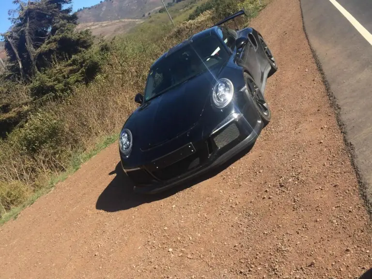 Porsche 911 GT3 RS 2015 - Foto spia 20-10-2014 - 1