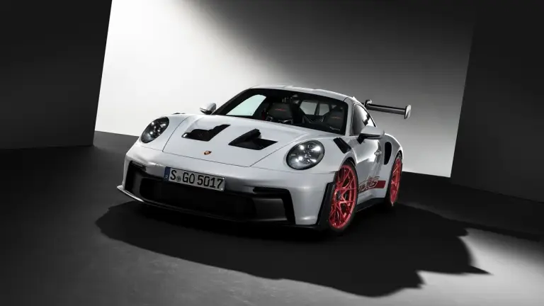 Porsche 911 GT3 RS 2023 - Foto - 11